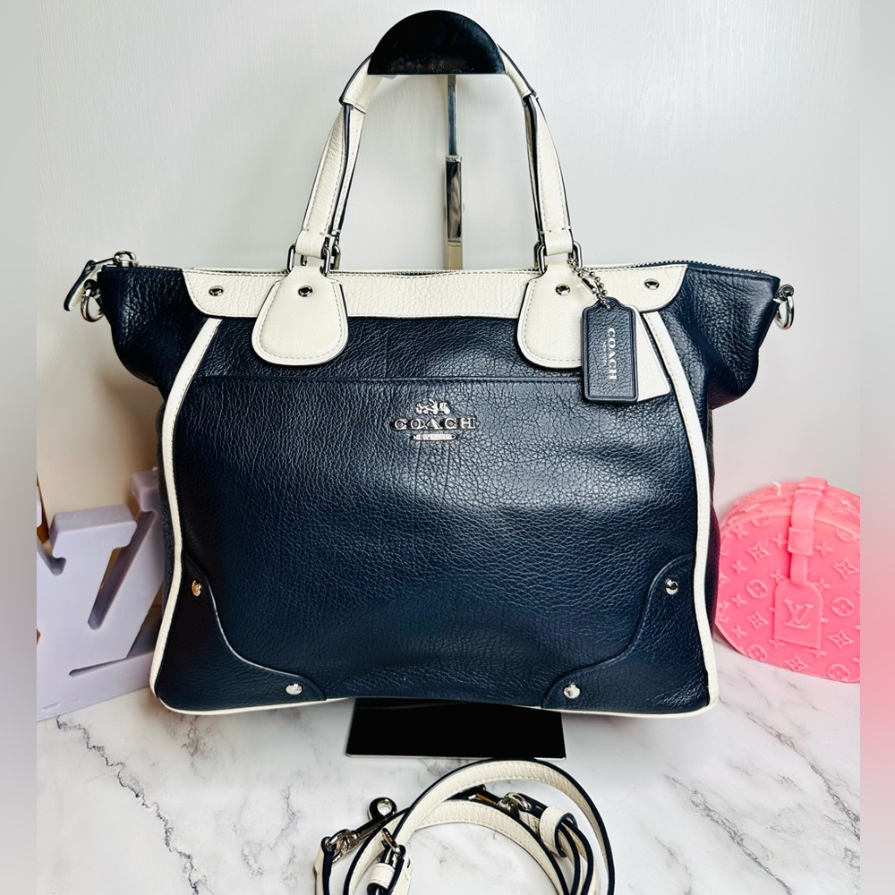 EUC Coach Midnight Navy Blue & Chalk Spectator Leather Mickie Satchel